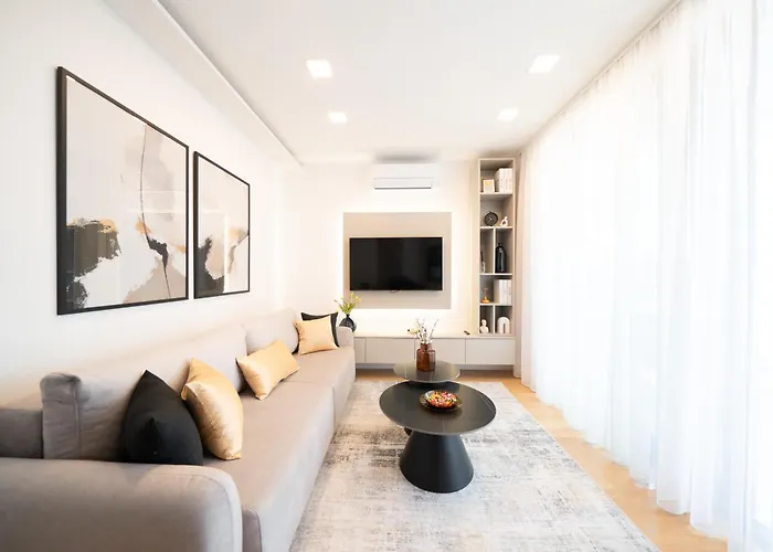 My Allure アパート ザダル